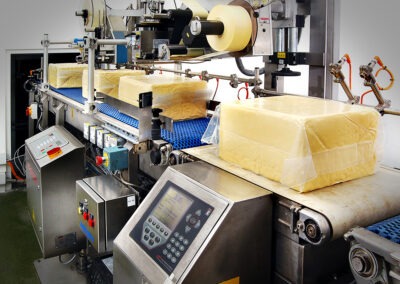Bespoke cheese weighing and labelling system for Dairy Crest, Davidstow